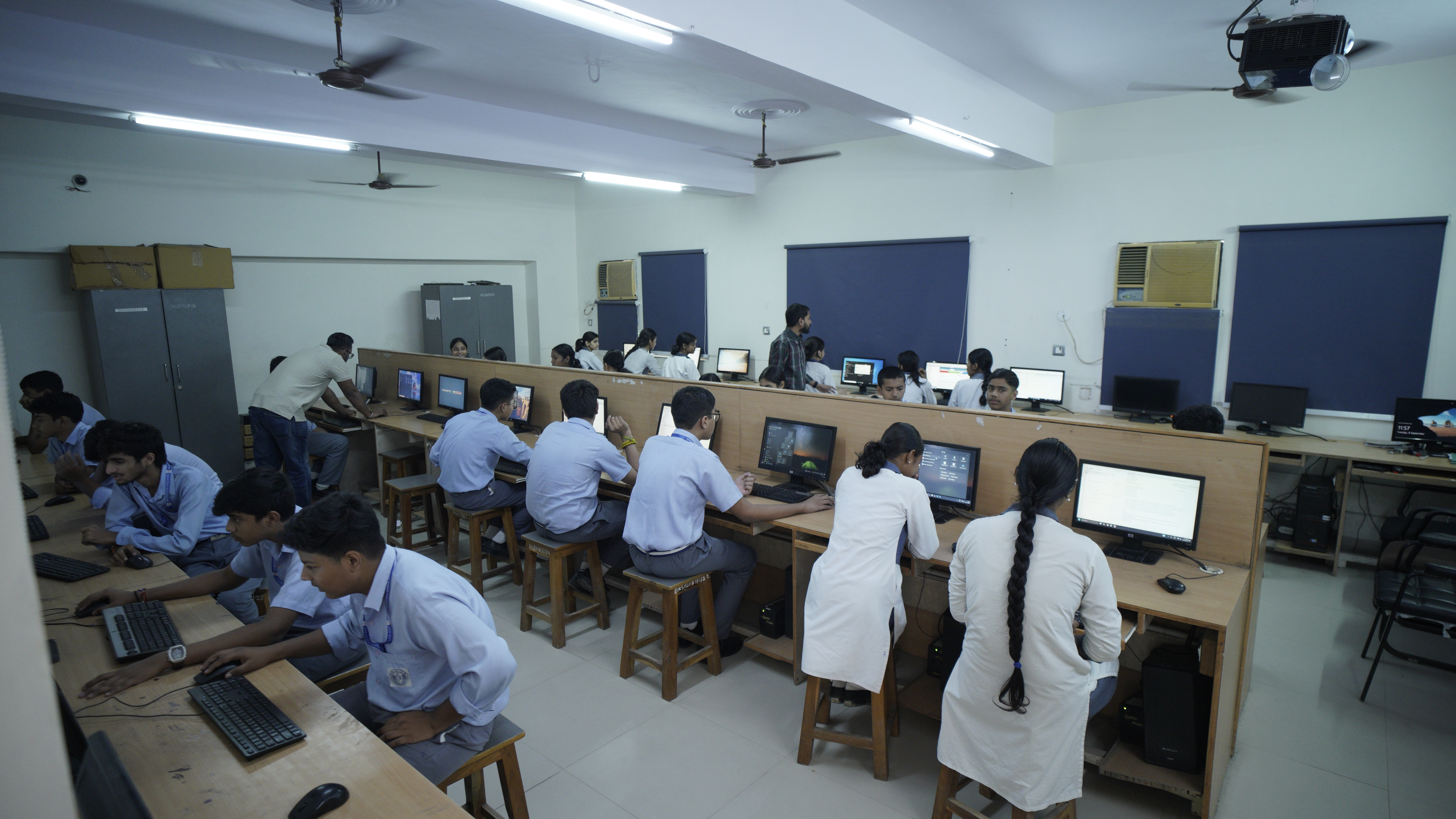 Computer Lab Image1